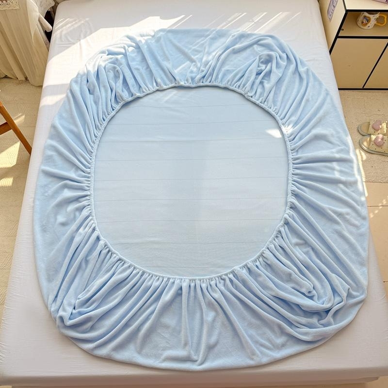 Husa de pat Coral Fleece, cu fixare - Îngroșată, Antiderapantă, Acoperire completă, Pentru cămine