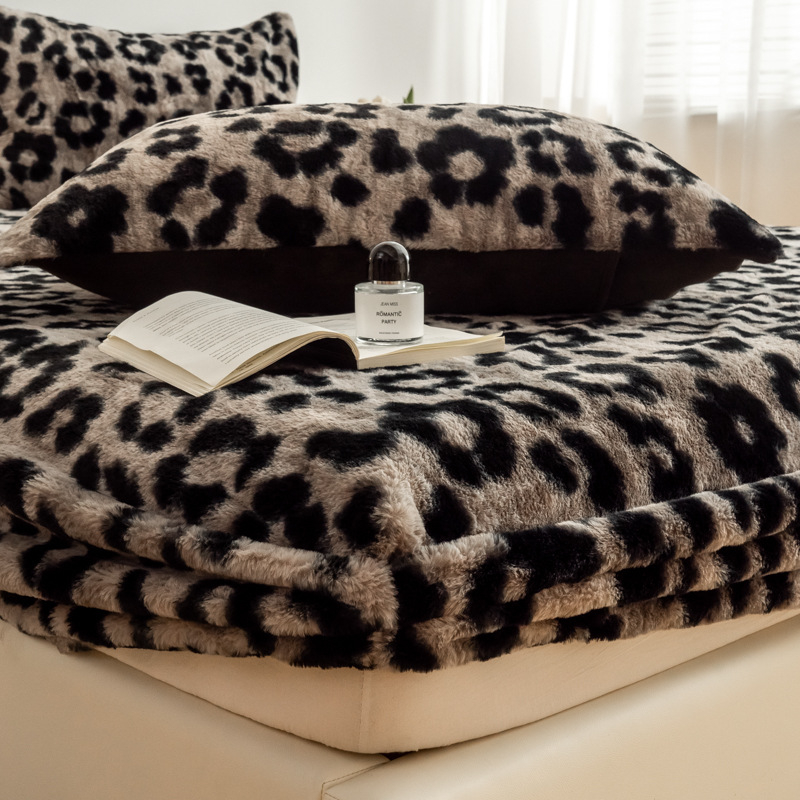 Set de 3 cearșafuri cu elastic, din pluș de iepure, imprimeu geometric-floral, imprimare reactive, stil modern minimalist