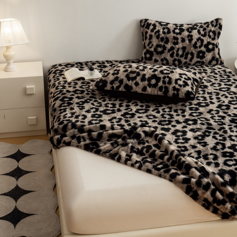 Set de 3 cearșafuri cu elastic, din pluș de iepure, imprimeu geometric-floral, imprimare reactive, stil modern minimalist