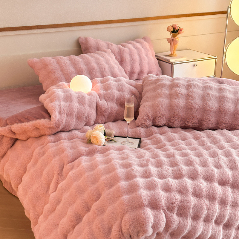 Set posteljine od mliječne velur s krznom z kunića, četverodjelni set za jesen-zimu, s coral fleece plahtama i navlakom za deku