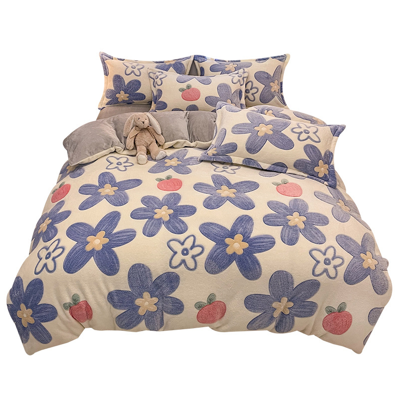 Paplanhuzat cartoon mintával, twill szövés, reaktív nyomtatás és festés, tejfleece anyag