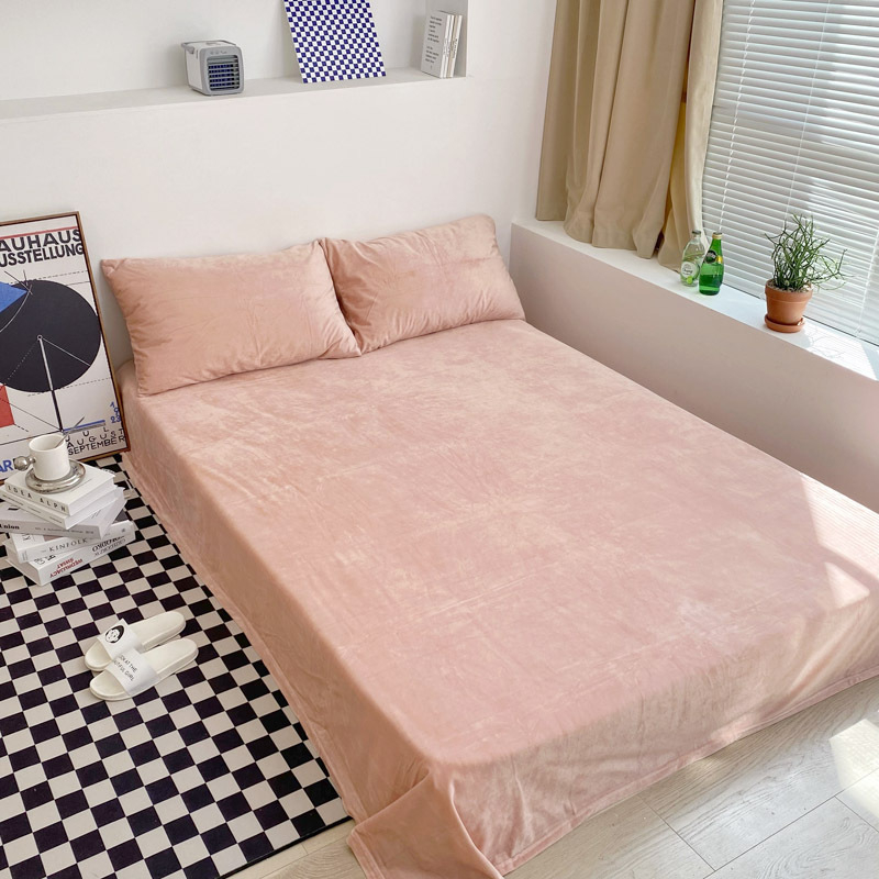 Japānas stilā samta gultas palags ar gumiju – vienkāršs audums, reaktīvā krāsošana, svars 1000–1499 g