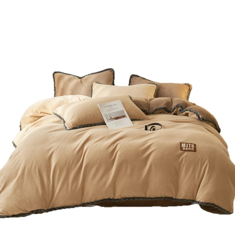 Četverodijelni set posteljine od mliječne velur, 230 g, japanski stil minimalistički
