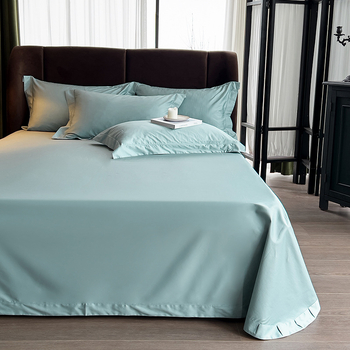 Guļas lakats no garām šķiedrām kokvilnas satīna, ar reakcijas krāsošanu, visu gadalaiku lietošanai