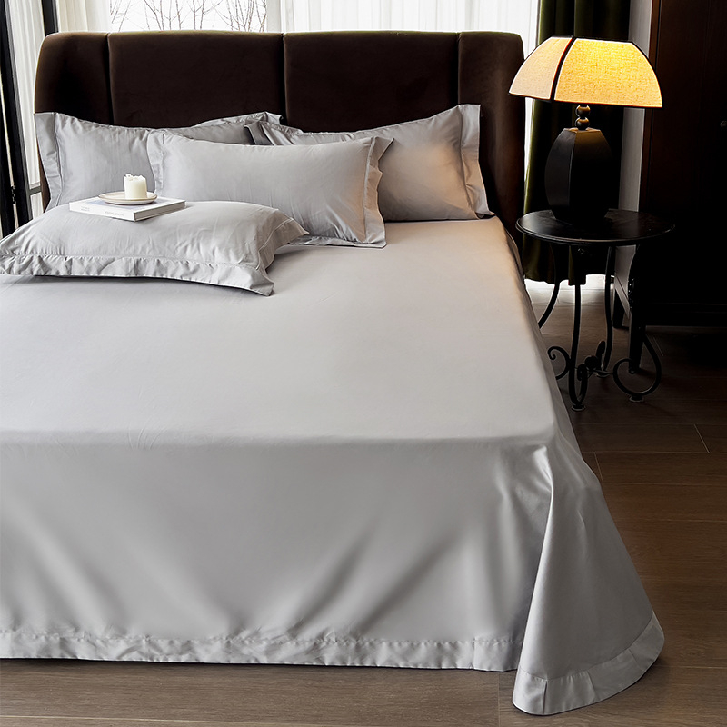 Guļas lakats no garām šķiedrām kokvilnas satīna, ar reakcijas krāsošanu, visu gadalaiku lietošanai