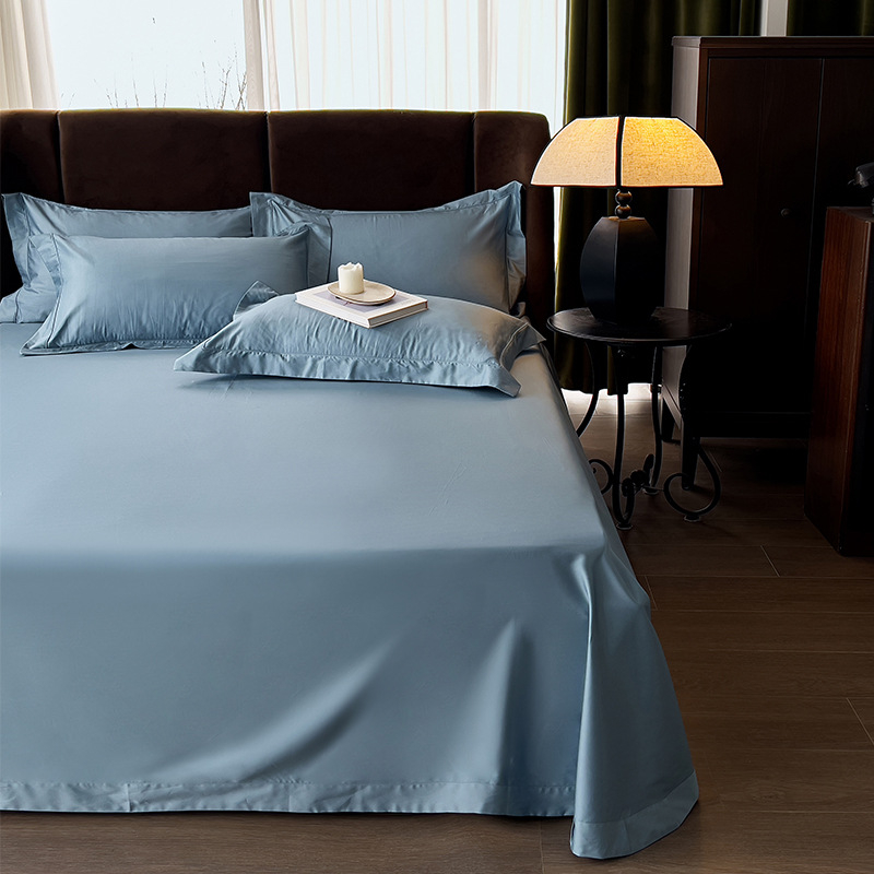 Guļas lakats no garām šķiedrām kokvilnas satīna, ar reakcijas krāsošanu, visu gadalaiku lietošanai