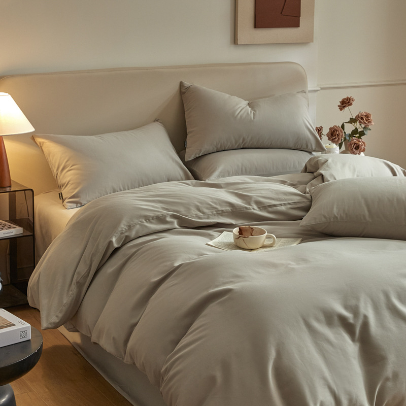 Četverodjelni set posteljine od 100% pamuka za jesen-zimu, brušeni twill, 32 vlakana, jednobojna