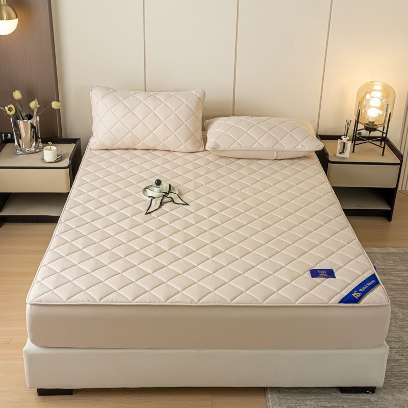 Kokvilnas kvilēts matraças aizsargs, ar termo pārneses apdruku, četrdaļu komplekts, antibakteriāls un pret ērcēm