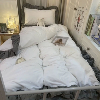 Gultas veļas komplekts ar svītrainu rakstu, 100% kokvilna, twill audums, reaktīvā druka, vienkāršs stils