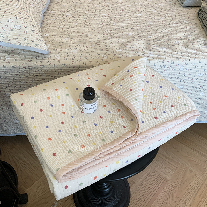 Kokvilnas tatami gultas pārklājuma komplekts, trīs vienības, svītrainas, Twill audums, reaktīvā drukāšana un krāsošana, mīksts pretslīdēšana, biezināts