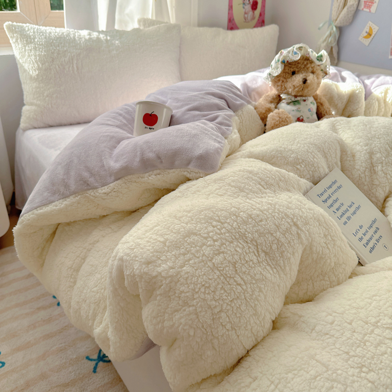 Sherpa ziemas četrdaļīgs gultas veļas komplekts – saglabā siltumu, iekļauj segas pārklāju, palagu un spilvenu vāciņus