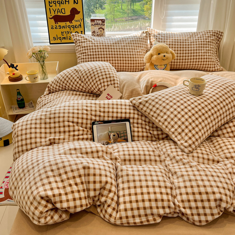 Milk velvet četrdaļīgs gultas komplekts, Muji stils, antistatiskas īpašības, raksts svītras vai kvadrāti