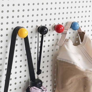 Keramikas sfēras magnētiskais āķis – viens āķis, mūsdienīgs minimalistiskais stils, kravnesība 3–5 kg, modelis JY318