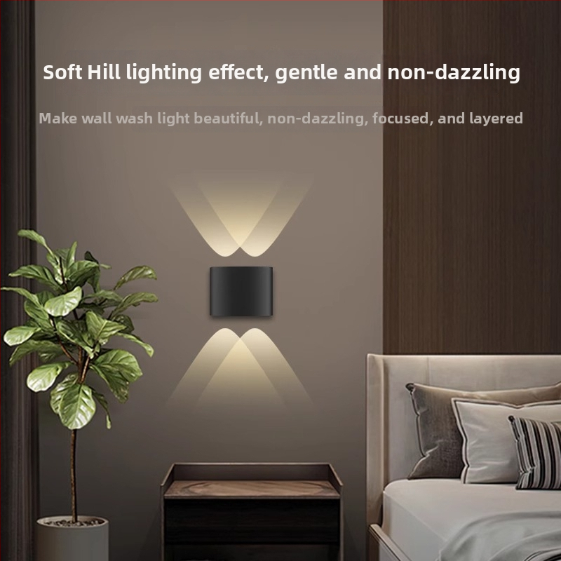 Išorinė sieninė LED lempa su dviem galvomis, atspari vandeniui, 220V, geležinis korpusas