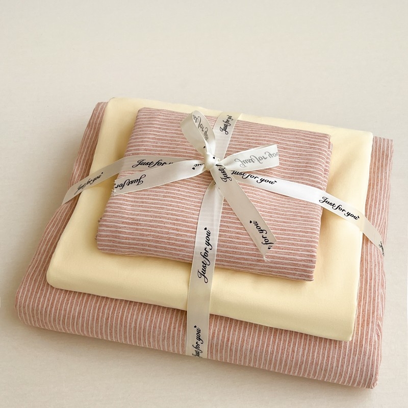 Muji stila gultas veļas komplekts ar pūļa vāku un elastīgu palagu – poliestera šķiedra, reaktīvā krāsošana, svītrainais vai vienkrāsains raksts, 3–4 gabalu komplekts, pavasaris–ziema