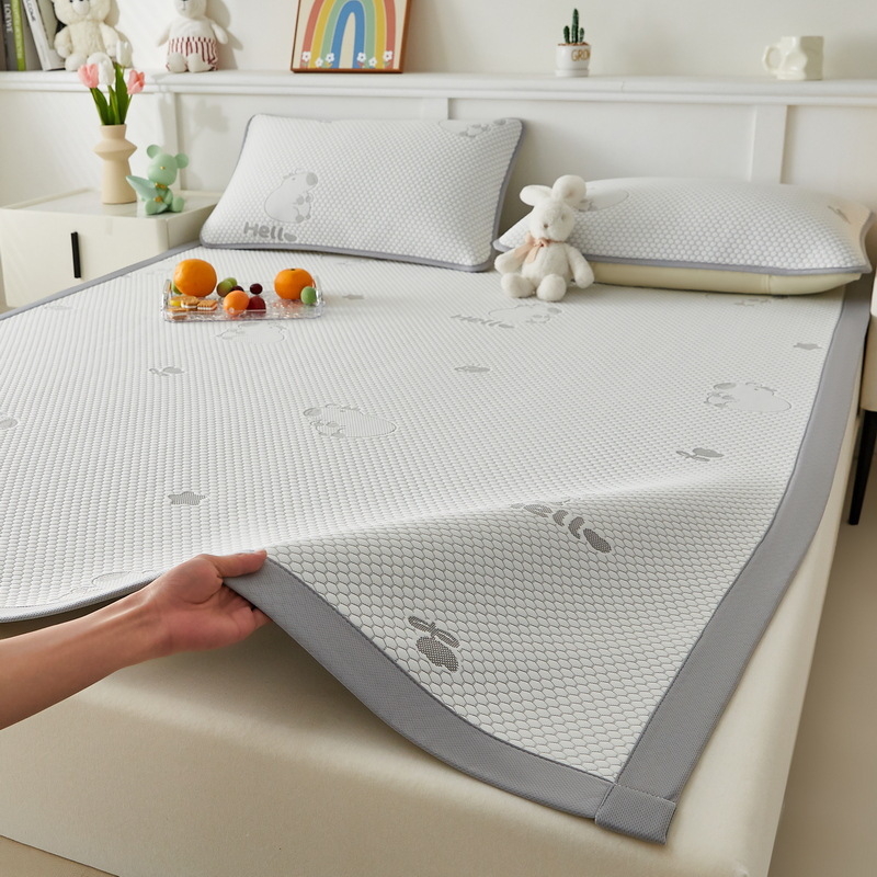 Ygde Gultas Matu Komplekts – Salokāms, Mūsdienīgs Minimalisms, Viskozes Šķiedra ar Ledus Zīdu Tekstūru, Drukāts Audums, Premium