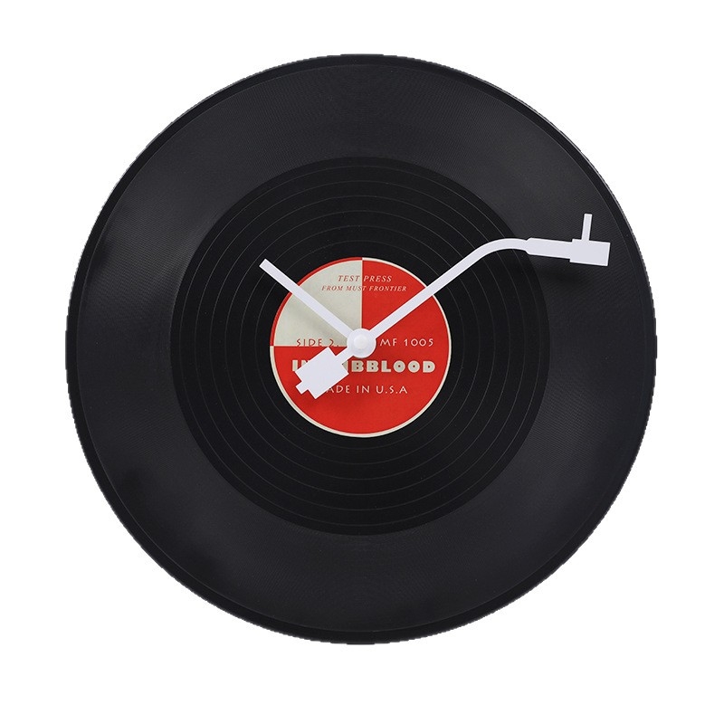 LP001 Kör alakú falióra, csendes járású másodperces mutatóval, elemes, modern stílus