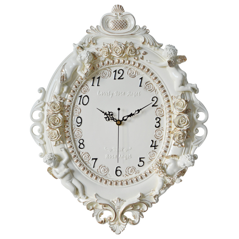 Fali óra, rombusz alakú, sweep másodperces mozgás, elemmel működő, gyantából készült