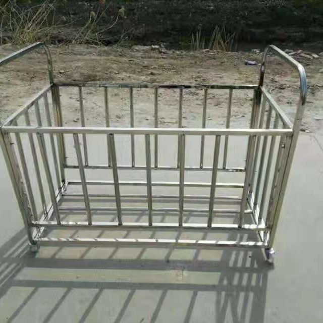 Cadru din lemn pentru mingi – coloană/raft pentru mingi, montaj prin sudură, accesorii: clemă pentru plasă