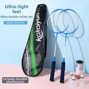 Badmintona rakete - rāmis no dzelzs sakausējuma, neilona stīgas, svars 95–100 g, roktura biezums G1, stieņa cietība ekstra cieta