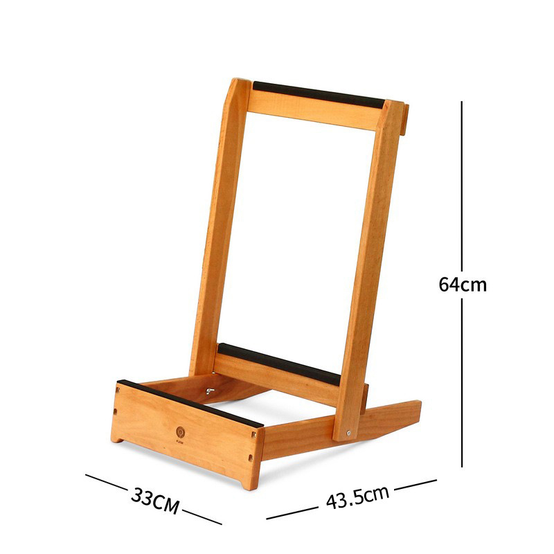 Medinis teniso raketėms saugojimo ir ekspozicijos stendas su mobilia atrama — Prekės kodas F97h867s5mh888