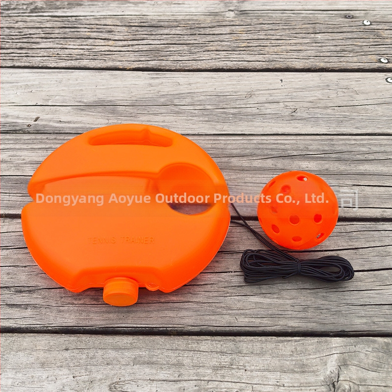 Viens spēlētājs pickleball treniņš ar 40 atverēm — komplekts ar auklu, PTE materiāls, ap 0,15 kg, iepakojums caurspīdīgā maisiņā