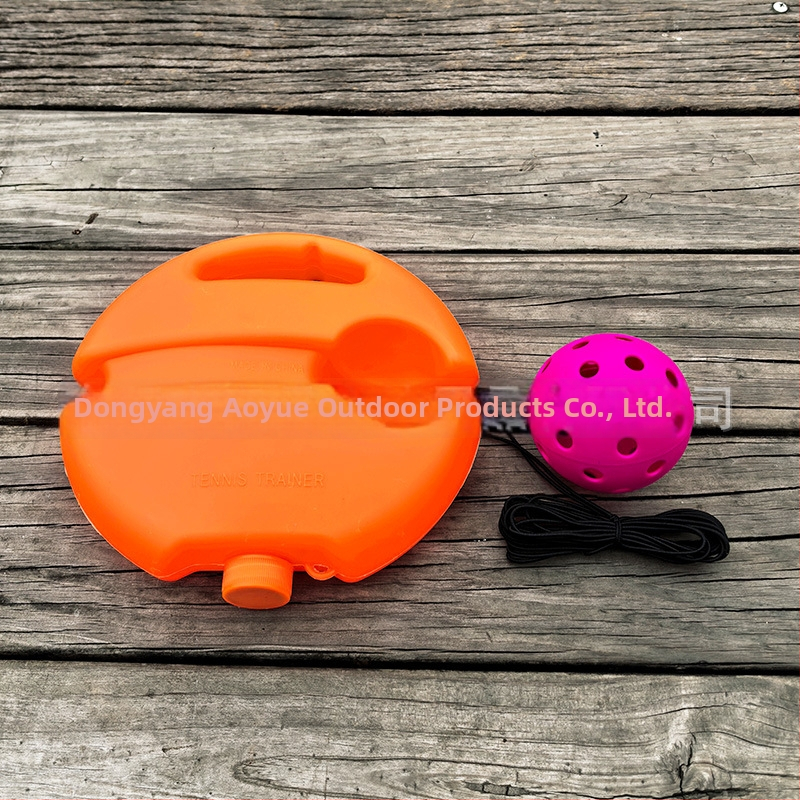 Viens spēlētājs pickleball treniņš ar 40 atverēm — komplekts ar auklu, PTE materiāls, ap 0,15 kg, iepakojums caurspīdīgā maisiņā