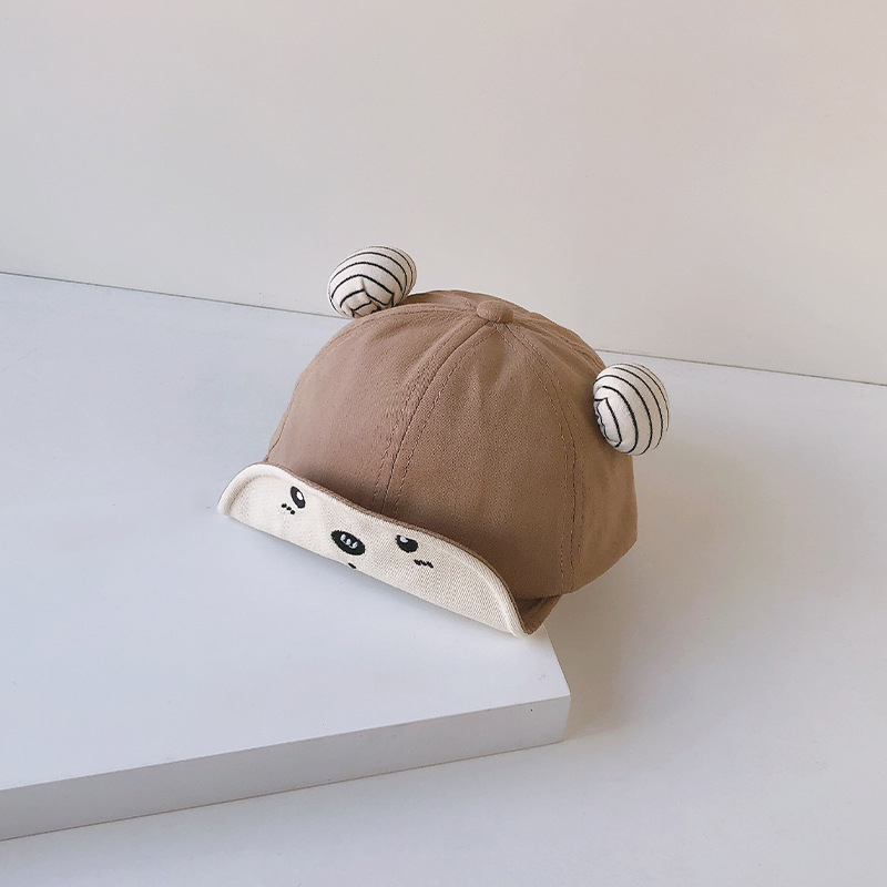 6–12 hónapos babának szóló napvédő sapka — kupola alakú teteje, rövid karima, uniszex, légáteresztő, napvédelem, tie-dye mintázat