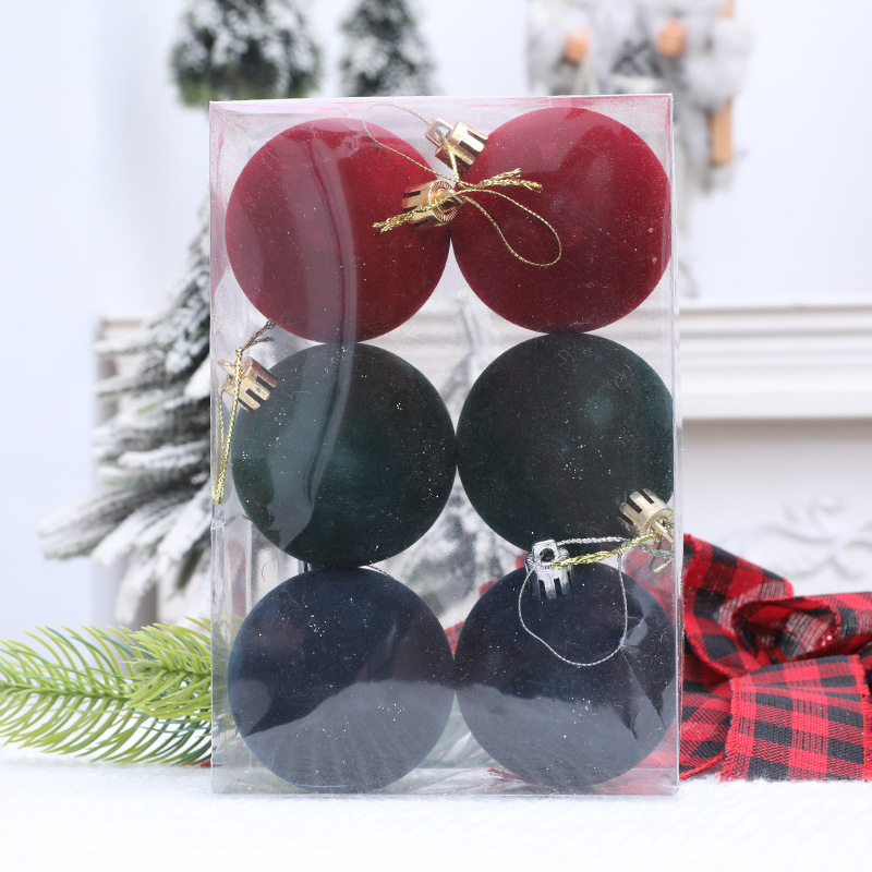 Božićna kuglica ukras, materijal flocking, stil modernog jednostavnog dizajna, poluručna i polu-mehanička izrada.