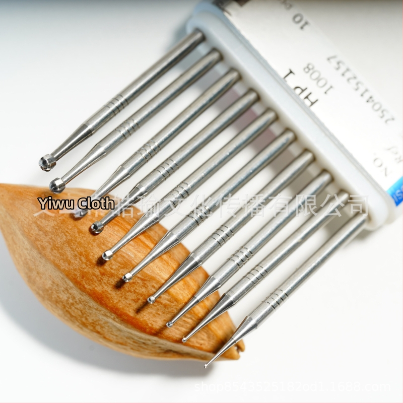 Ručne vyrobený guľový rezný nô s volfrámovou oceľou, určený na drevo, kosti a olívových jadierka