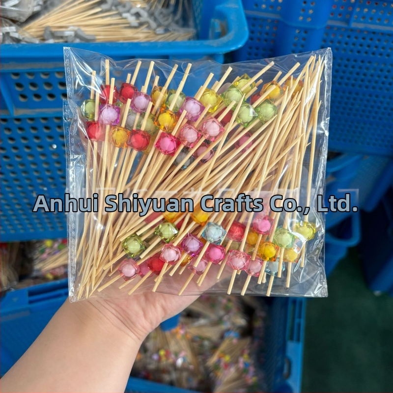 Vienkartiniai bambuko iešmeliai kokteiliams, 2 mm storio, logotipo spausdinimas įmanomas, apdorojimas ir pritaikymas, tinka vaisiams, duonai ir maisto dekoravimui