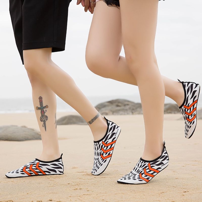 Universālas niršanas kurpes, pretslīdošas, sajūta kā staigājot basām pēdām, piemērotas pludmalei un niršanai (Materiāls: Cits; Zīmols: Unique; Produkta kategorija: niršanas zeķes)