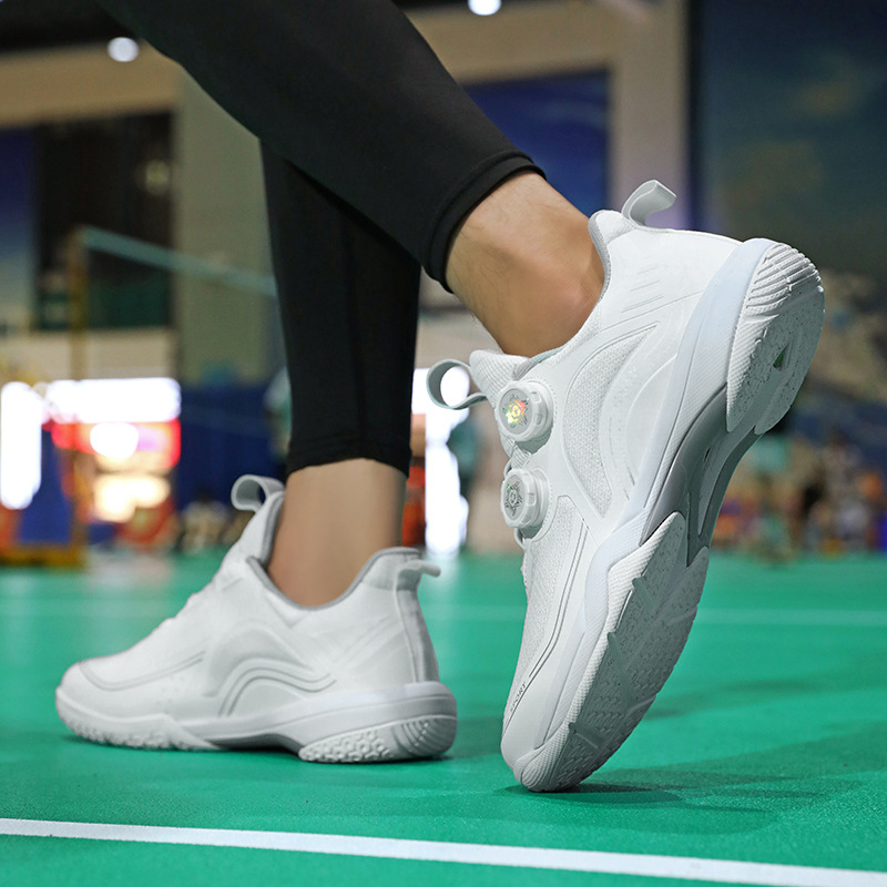 Badmintona kurpes ar oglekļa plāksni, tīklota augšdaļa, pretslīdes zole, Velcro aizdare, EVA vidējā zole – priekš badmintona un galda tenisa