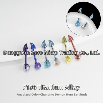 Naušnice s demonskim rogovima, geometrijski oblik, uložene kristalne kuglice, F136 titanij zlitina, unisex