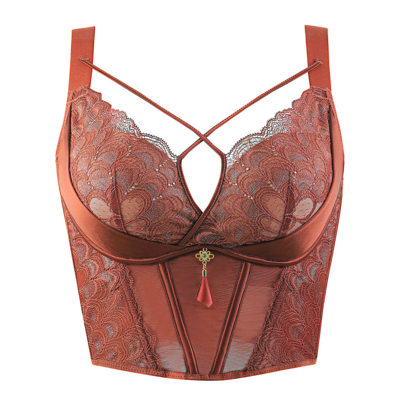 Mežģīņu regulējams krūšturis ar pilnām kupām, noņemamām siksnām, neilona kausi, viskozes vooder, galvenais audums poliester 50–70%.