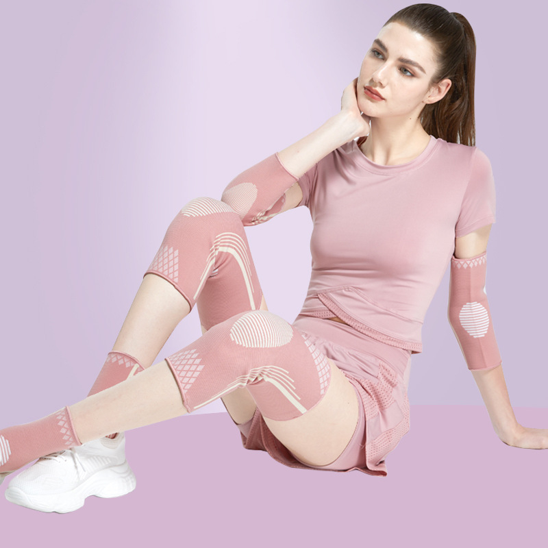 Kombinirana skup zaštitnih sportskih uređaja za zapešća, lakat, koljena i gležnjeve – najlon konstrukcija; univerzalna veličina;pogodno za odbojku