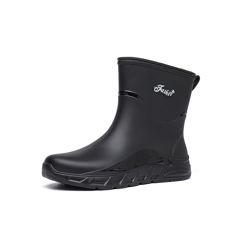 Vīriešu lietus zābaki ar PVC augšējo daļu, neslīdoša ūdensnecaurlaidīga zole, vidējais garums līdz potītēm, iekšējā odere no mākslīgās pūkas