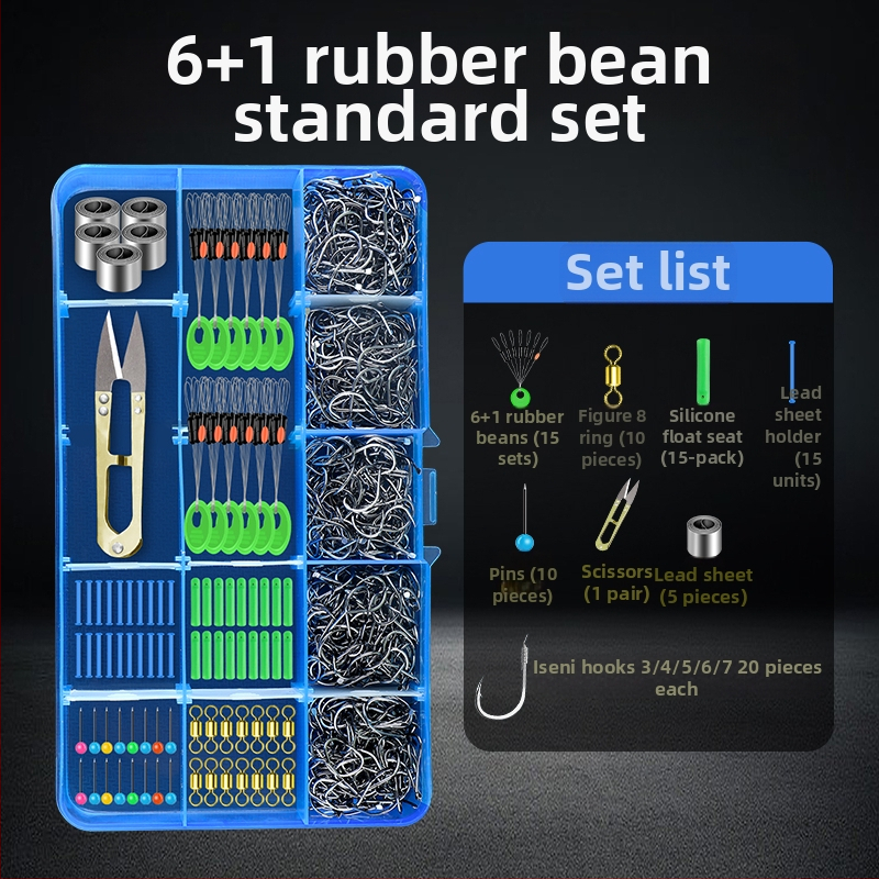 Zvejas piederumu komplekts ar āķiem, zvejas pavediens, atstarpe pērlītes, svina svarus un osmiņu formu gredzenus — viss vienā kastē
