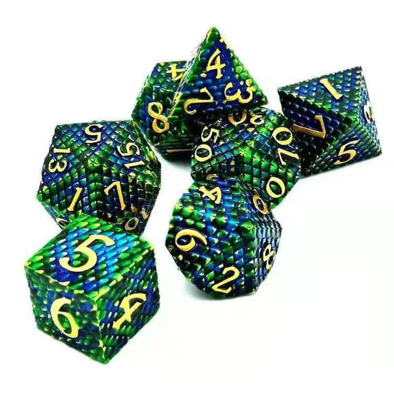 Metāla spēļu kauliņi no cinka sakausējuma, daudzfacētiska drakona zvīņu raksts, taisnstūra stila, iespējama pielāgošana, piemēroti šahām un spēlēm ar kartēm