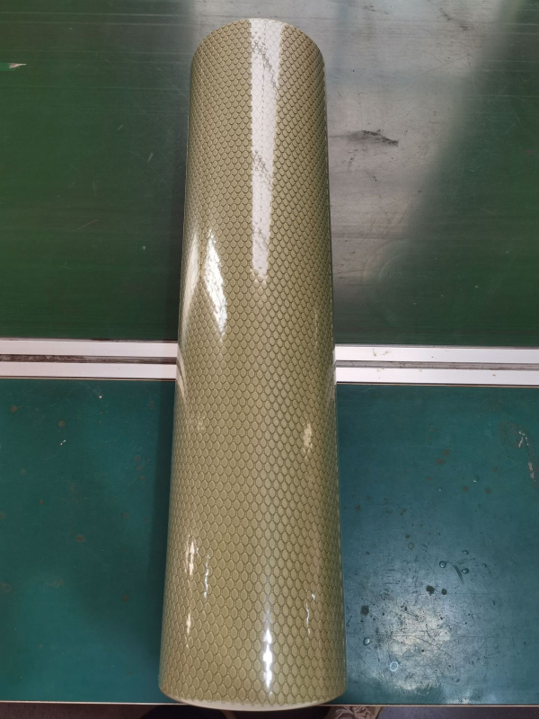 Stingrs jogas veltņis muskuļu relaksācijai — rombu formas dizains, materiāls PE+EVA, piemērots apakšstilbiem, rokām un kaklam