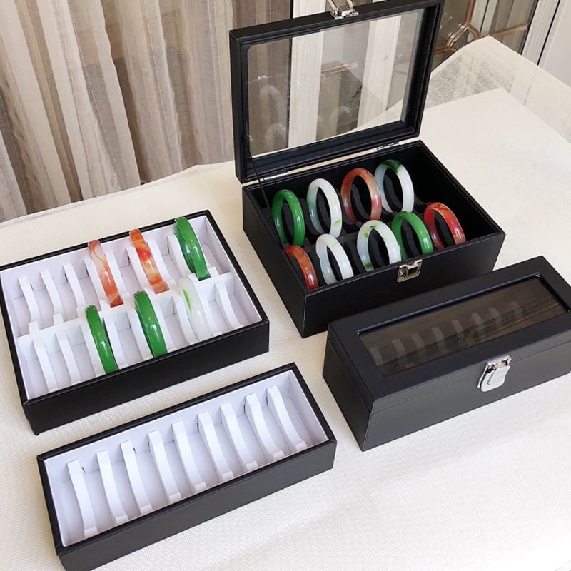 Rotaslietu plaukts rokassprādžu uzglabāšanai ar lielu ietilpību un displeja paliktnis, bez logotipa