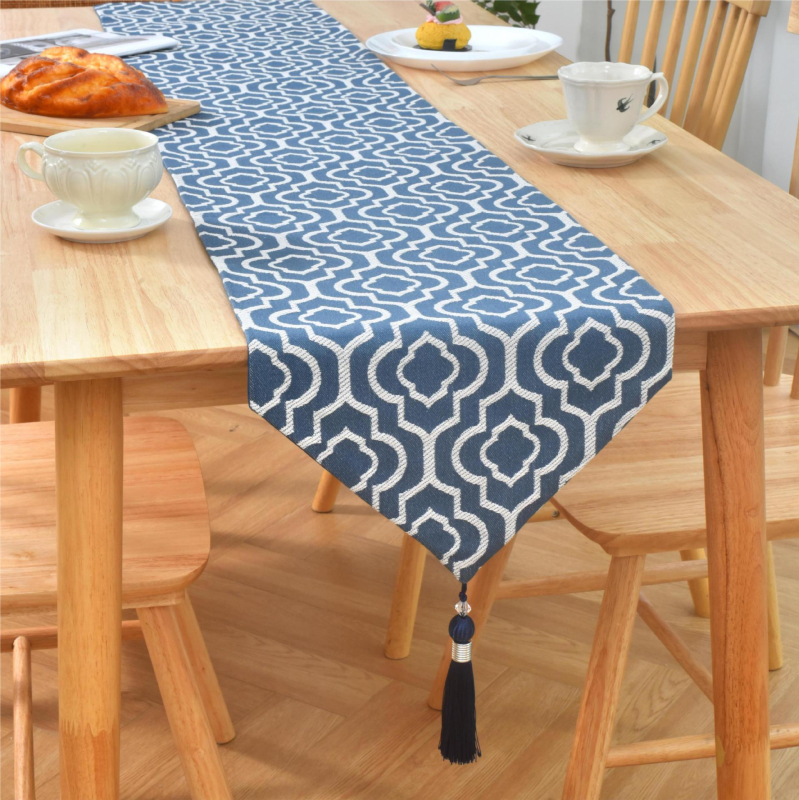 Jacquard stolni runner od poliester-cotton, marokanski stil, geometrijski uzorak, moderan minimalistički dizajn