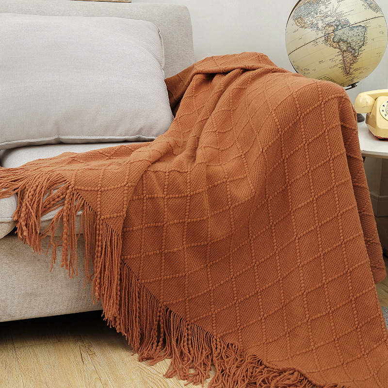Sofos pledas su nordišku diamantiniu mezginiu, akrilinio pluošto, 500–799 g, visiems metų laikams, šiuolaikinis minimalistinis stilius