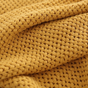 Mezgta lovos pledas, vienodo rašto, iki 300 g, akrilas, visoms metų laikams