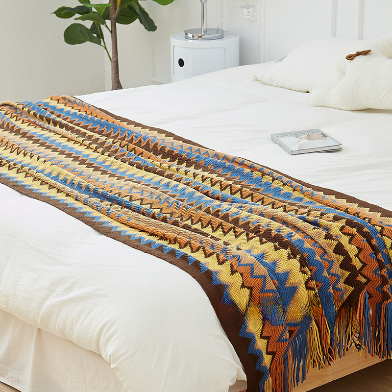 Покривало за края на леглото - етнически стил, ивичен модел, за хотелски интериор, код на продукта dBx6jjp7
