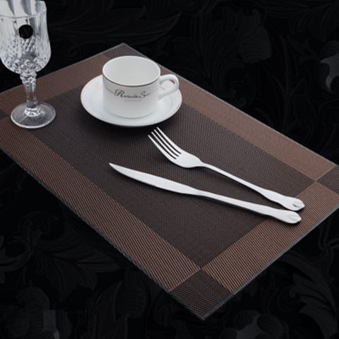 PVC stalo padėkliukas – kvadratinis, vienos spalvos raštas, šiuolaikiškas paprastas stilius, aukštos kokybės