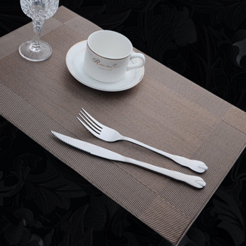 PVC stalo padėkliukas – kvadratinis, vienos spalvos raštas, šiuolaikiškas paprastas stilius, aukštos kokybės