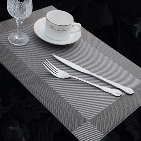 PVC stalo padėkliukas – kvadratinis, vienos spalvos raštas, šiuolaikiškas paprastas stilius, aukštos kokybės