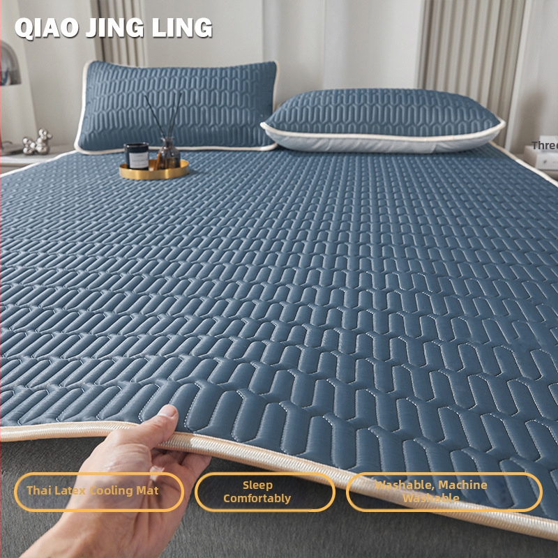 Trīsdaļīgs latexes dzesējošais mats ar Ice Silk, salokāms, piemērots studentu internātam, vienguļajam guļvietai, mazgājams (Materiāls: mākslīgais latekss; Darījums: Cits; Lateksa saturs: zem 70%; Stils: Mūsdienu vienkāršība)