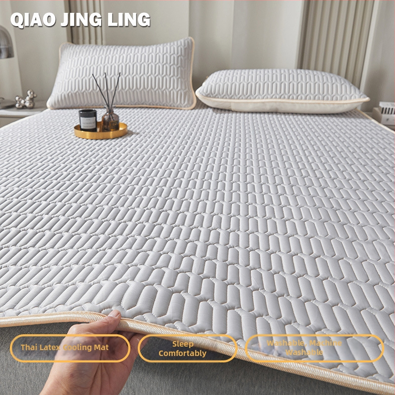 Trīsdaļīgs latexes dzesējošais mats ar Ice Silk, salokāms, piemērots studentu internātam, vienguļajam guļvietai, mazgājams (Materiāls: mākslīgais latekss; Darījums: Cits; Lateksa saturs: zem 70%; Stils: Mūsdienu vienkāršība)